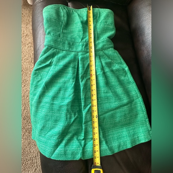 Strapless Tweed Banana Republic Dress - Picture 5 of 6